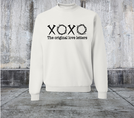 XOXO THE ORIGINAL LOVE LETTERS CREWNECK SWEATER